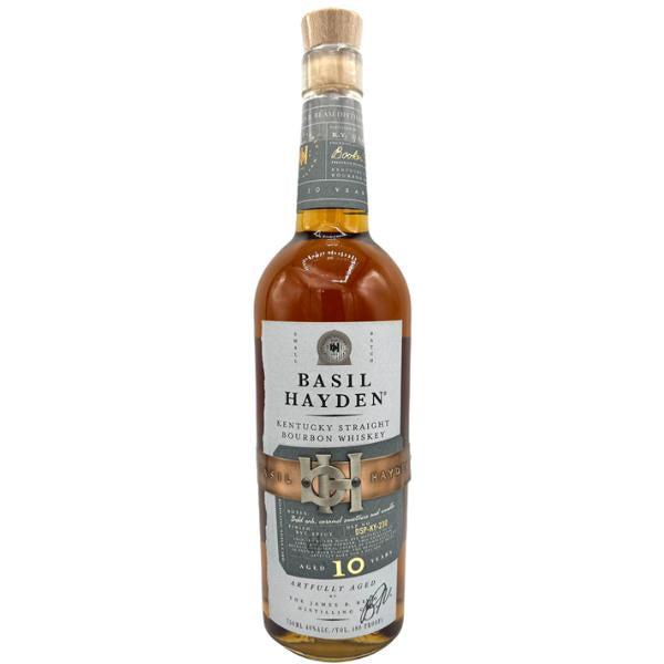 Basil Hayden Aged 10 Years Small Batch Artfully Aged Kentucky Straight Bourbon Whiskey